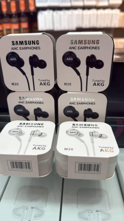 سماعات أوكس