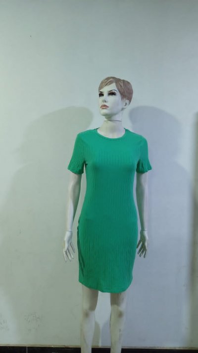 فستان نسائي صيفي